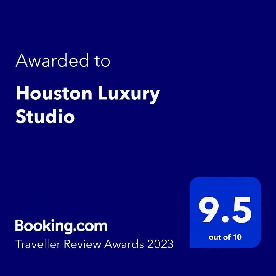 Houston Luxury Studio Apartment Exterior photo